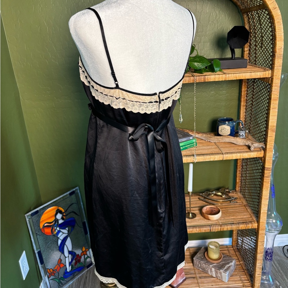 Betsey Johnson Maid Black Cream Lace 90s Babydoll Dress with Lace Trim - Picture 5 of 5